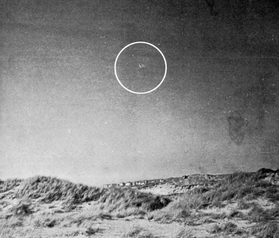 1954-1b-ovni-ufo-boulogne-sur-mer-france-24-o.jpg