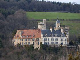 Lucie, le fantôme du Château de Veauce en Allier