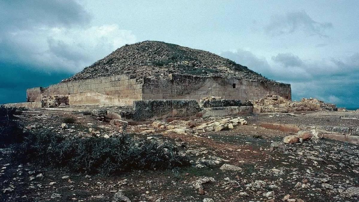 ALGERIE: Les Djeddars pyramides berbères