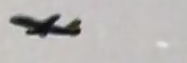 Deux ovnis en forme de disque suivent un avion au dessus de l’Ontario