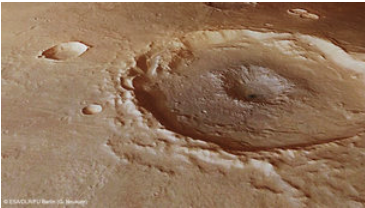 Mars : des puits dans des cratères et Curiosity autonome